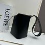 LOEWE Medium Pebble bucket in smooth calfskin