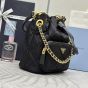Prada Re-Edition 1995 Chaîne Re-Nylon shoulder bag
