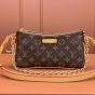LV Liv Pochette