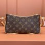 LV Liv Pochette