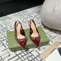 Gucci Women's pump with crystal chain