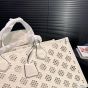 Gucci Medium tote bag with cut-out motif