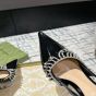 Gucci Women's pump with crystal chain