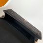 LV Wallet On Chain Lily