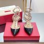 Valentino ROCKSTUD CAGED PUMP