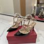 Valentino PATENT ROCKSTUD CAGED PUMP 