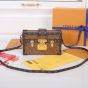 LV Petite Malle