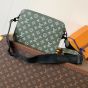 LV Trio Messenger