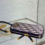 30 Montaigne Call'in Dior Phone Holder