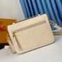 LV Pochette Métis