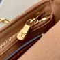 LV Wallet On Chain Ivy