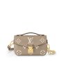 LV Pochette Métis East West