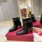 Valentino ROCKSTUD GRAINY CALFSKIN ANKLE BOOT