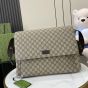 Gucci GG Supreme medium diaper bag