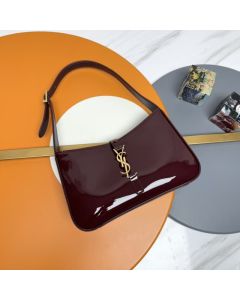 YSL le 5 à 7 in patent leather