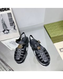 Gucci Men's sandal with Double G