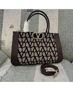 Valentino MEDIUM VLOGO SIGNATURE TOILE ICONOGRAPHE HANDBAG