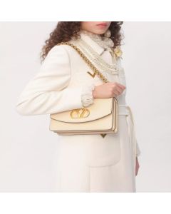 VALENTINO GARAVANI VAIN SHOULDER BAG IN SHINY CALFSKIN