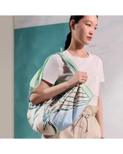 Hermès Libre Comme Pegase scarf 90