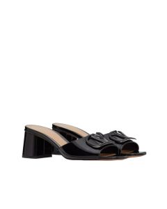 Valentino VLOGO SIGNATURE PATENT LEATHER SLIDE SANDAL