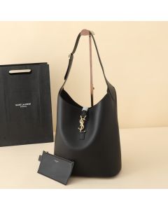 YSL LE 5 À 7 hobo in grained leather