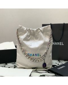 CHANEL 22 Small Handbag