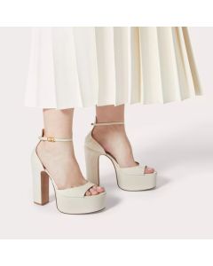 VALENTINO GARAVANI TAN-GO PATENT LEATHER PLATFORM SANDAL 