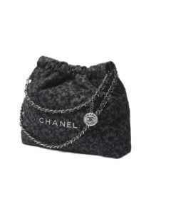 CHANEL 22 Small Handbag