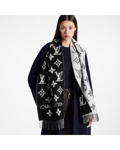 LV Essential scarf