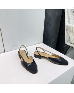 CHANEL Slingbacks
