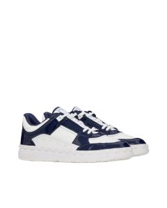 Valentino FREEDOTS LOW TOP SNEAKER IN PATENT LEATHER