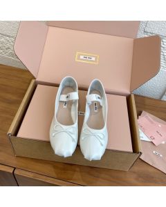 MIU MIU Satin ballerinas