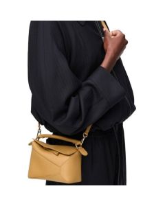 LOEWE Mini Puzzle bag in classic calfskin