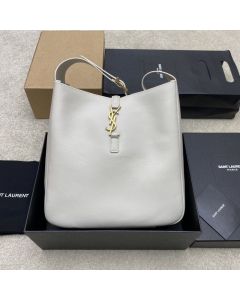 YSL LE 5 À 7 supple LARGE in grained leather