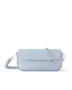 LV Wallet On Chain Ivy