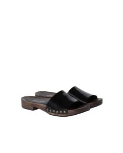 MIU MIU Patent leather clogs