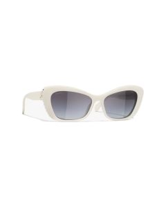 CHANEL Cat Eye Sunglasses