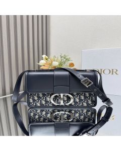 Dior 30 Montaigne Bag