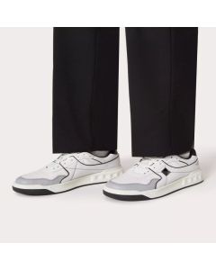 Valentino ONE STUD LOW-TOP NAPPA SNEAKER