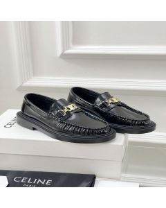CELINE UNIVERSITÉ TRIOMPHE CHAIN LOAFFER in POLISHED BULL