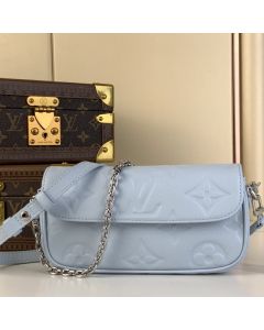 LV Wallet On Chain Ivy