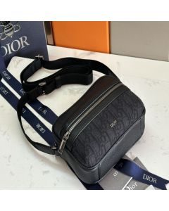 Dior Mini Rider 2.0 Zipped Messenger Bag
