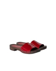 MIU MIU Patent leather clogs