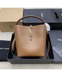 YSL LE 37 small in shiny leather