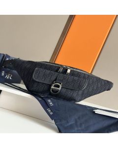 Dior 8 Belt Bag