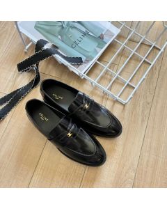 CELINE MALAQUAIS TRIOMPHE LOAFER in POLISHED BULL