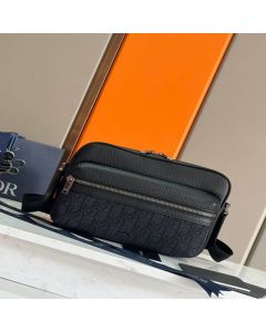 Dior Rider 2.0 Zipped Messenger Bag