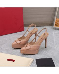 Valentino VLOGO SIGNATURE SLINGBACK PLATFORM PUMPS IN PATENT LEATHER 