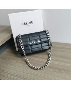 CHAIN SHOULDER BAG MATELASSE MONOCHROME CELINE in Quilted Goatskin