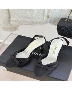 CHANEL Slingbacks